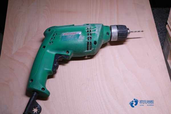 石體育運(yùn)動(dòng)專用木地板