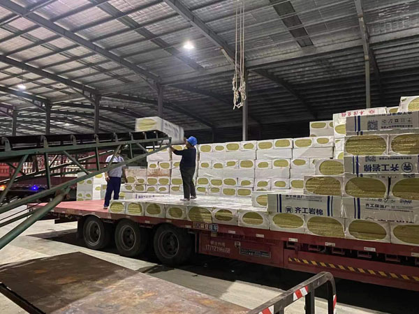 羽毛球館企口運動木地板哪家比較好