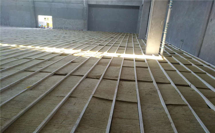 俄勒岡松籃球場木地板市場價格表