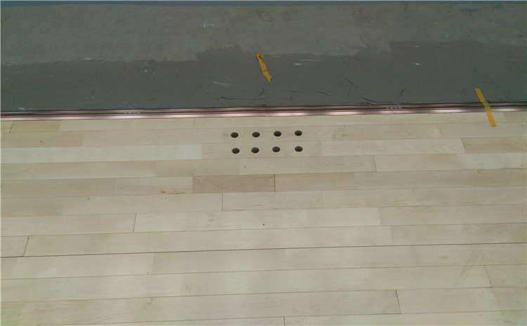 楓樺木舞臺木地板哪個品牌好？