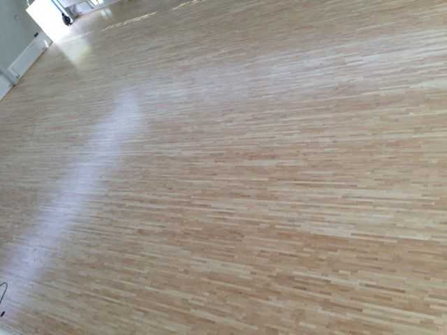 歐氏地板承建新疆阿拉爾國稅局籃球館木地板鋪設 歐氏地板承建新疆阿拉爾國稅局籃球館木地板鋪設