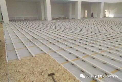 ����ʯ��ɽ�Ǻ��ЌW(xu��)�@���^ľ�ذ�